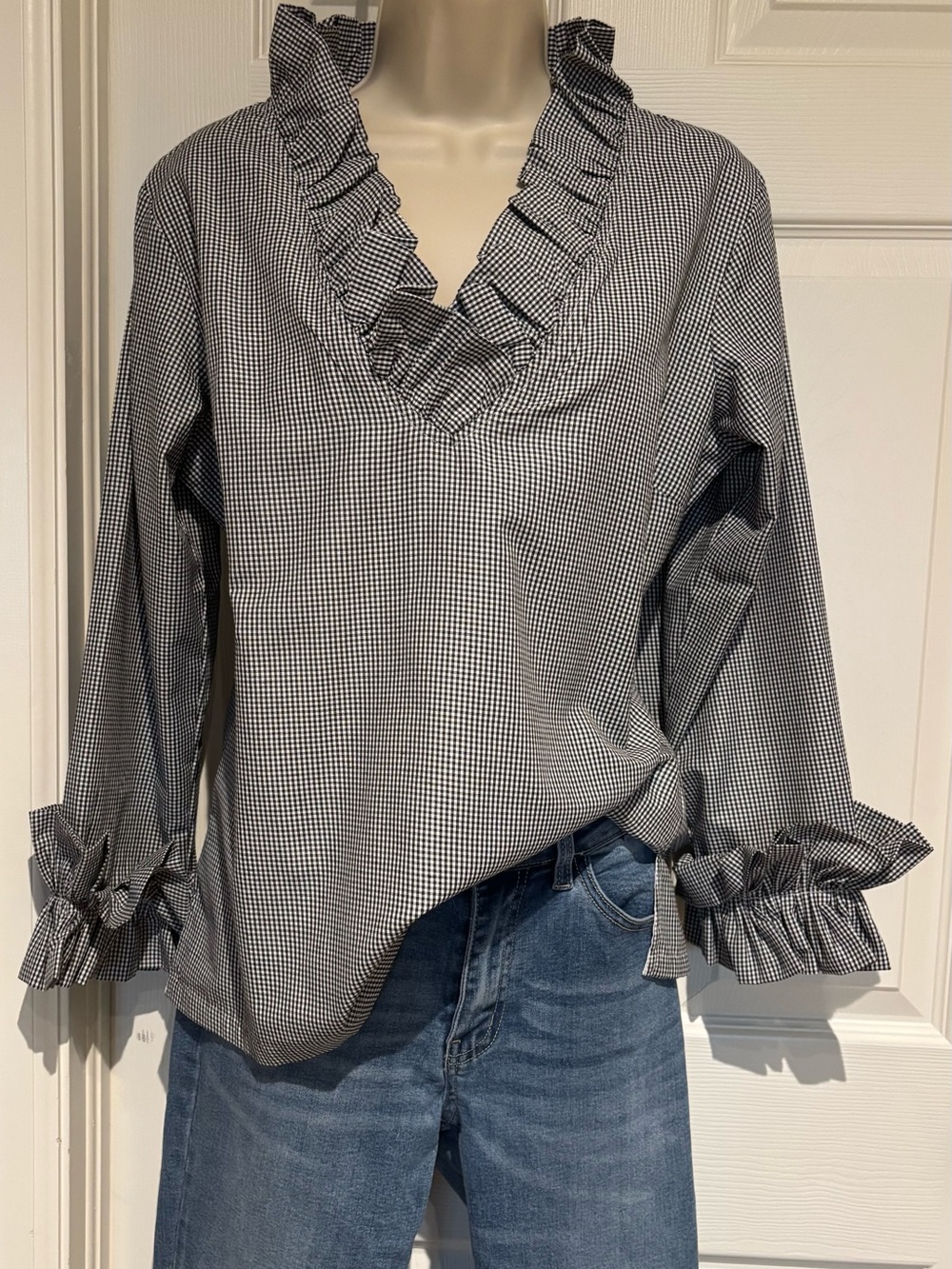 Elizabeth Wilson Designs Women's Black & White Gingham Ruffle V-Neck Blouse